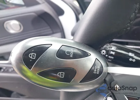 2024 Hyundai Elantra Sel z USA, uszkodzony, nr VIN KMHLS4DG9RU695778